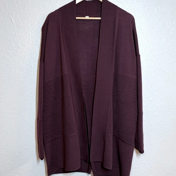 Lululemon sit in lotus II sweater size 8 - Picture 4 of 6